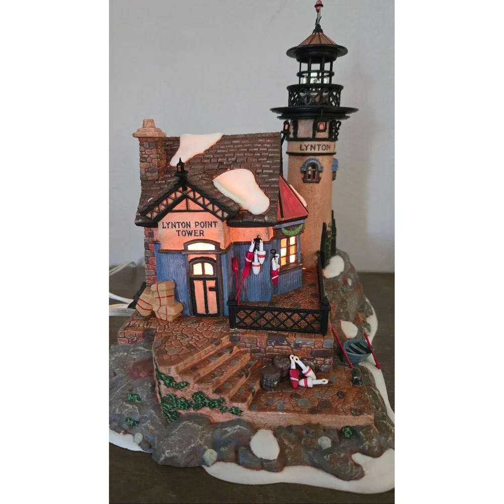 Department 56 Dickens Village Lynton Point Tower‎ Lighthouse Cottage dept 56